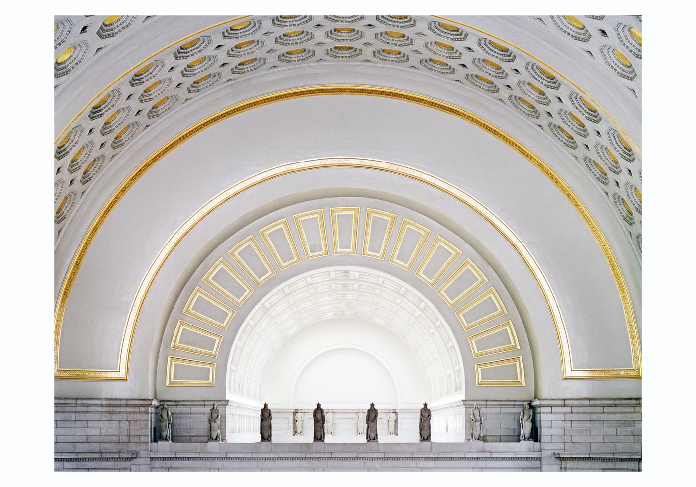 Balcony level of Washington