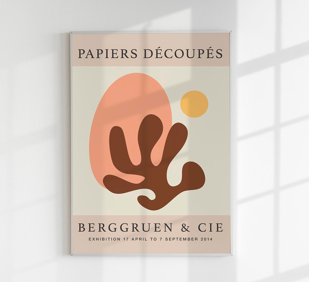 Earth & Sun Papiers Decoupes Art Poster