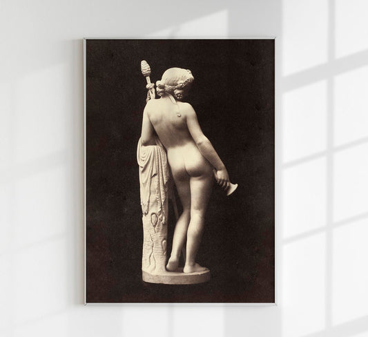 Vintage sculpture naked woman